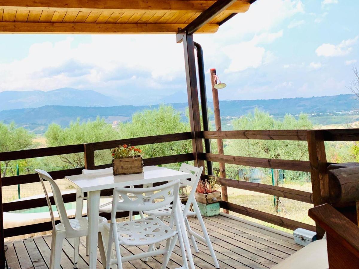 Oasi Macerina Villa Alanno Exterior photo